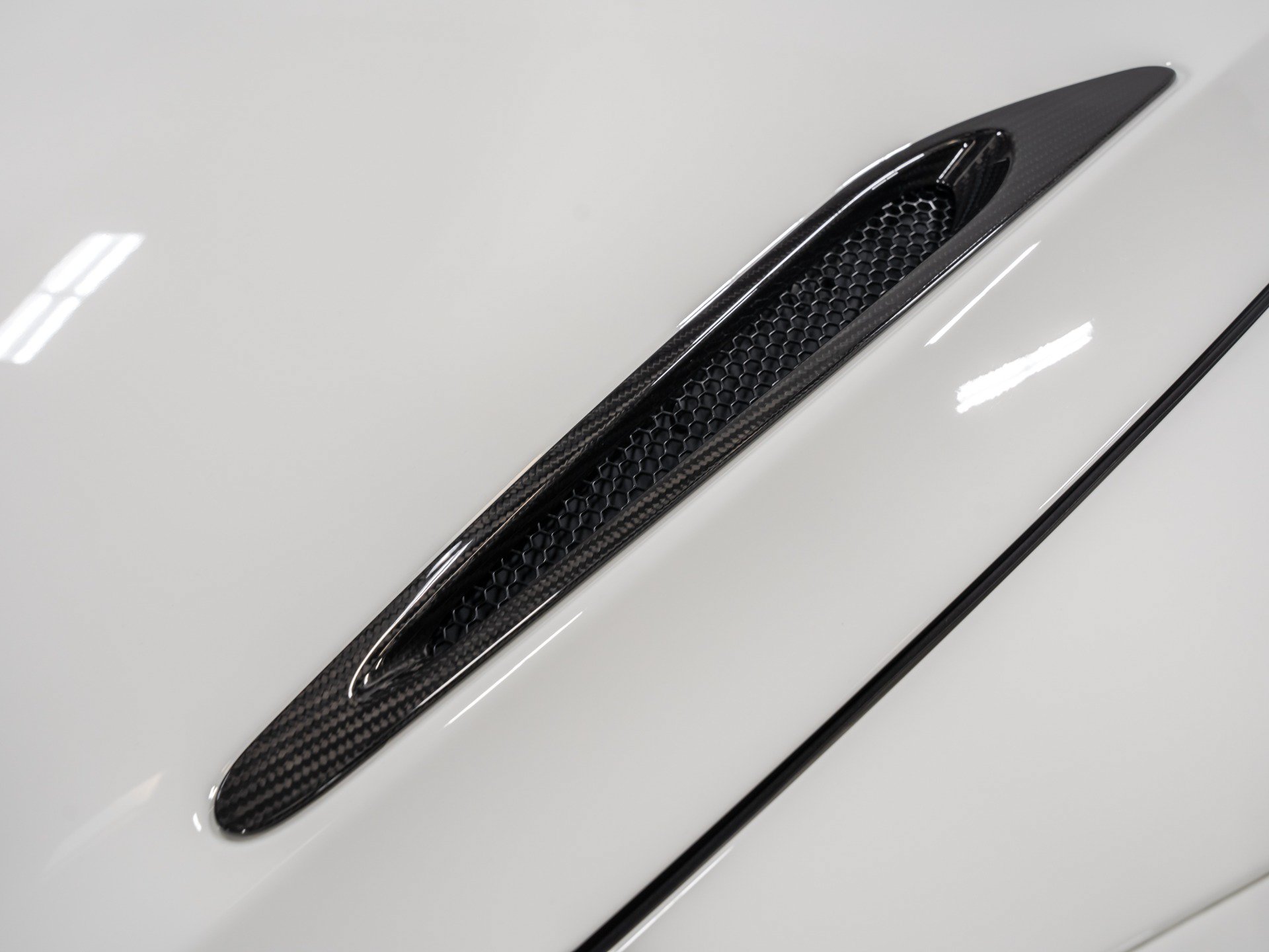Used 2021 McLaren 720S Performance photo 32