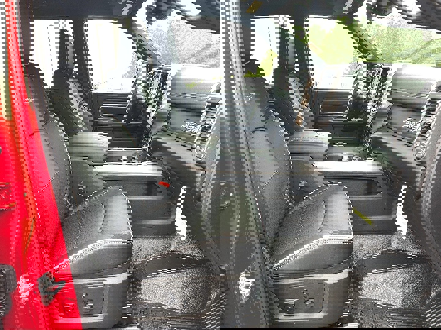 2026 RAM 4500 4x4 Crew Cab DRW