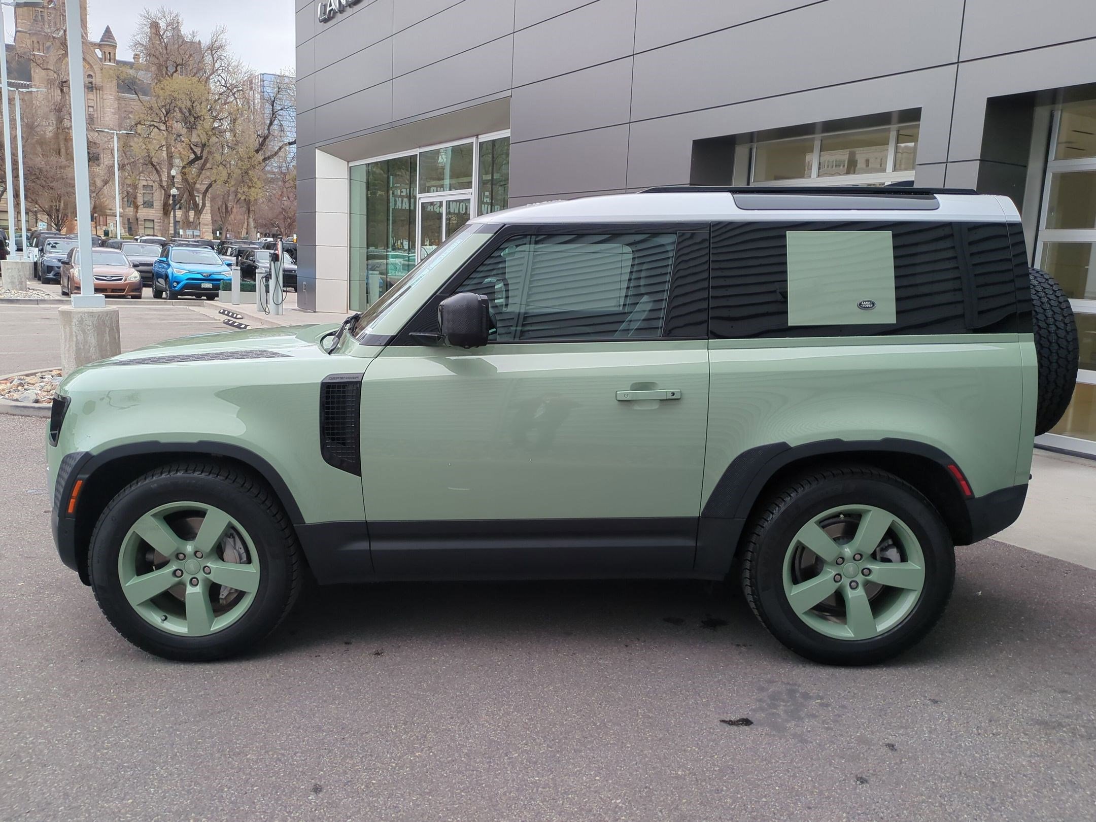 2023 Land Rover Defender 110 75th Limited Edition