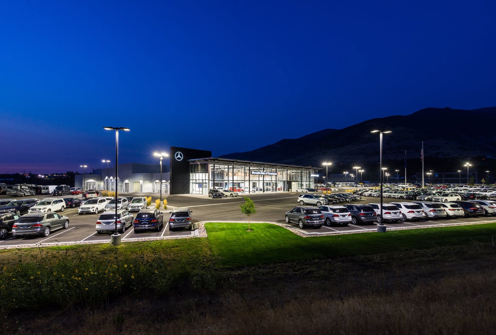 2024 Ford F150 Lightning Flash