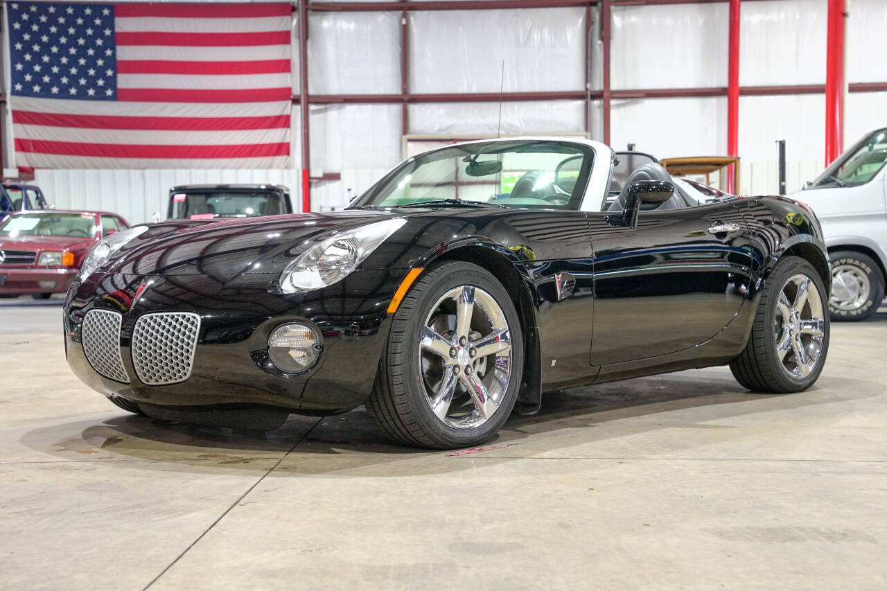 Used 2006 Pontiac Solstice Convertible w/ Premium Package