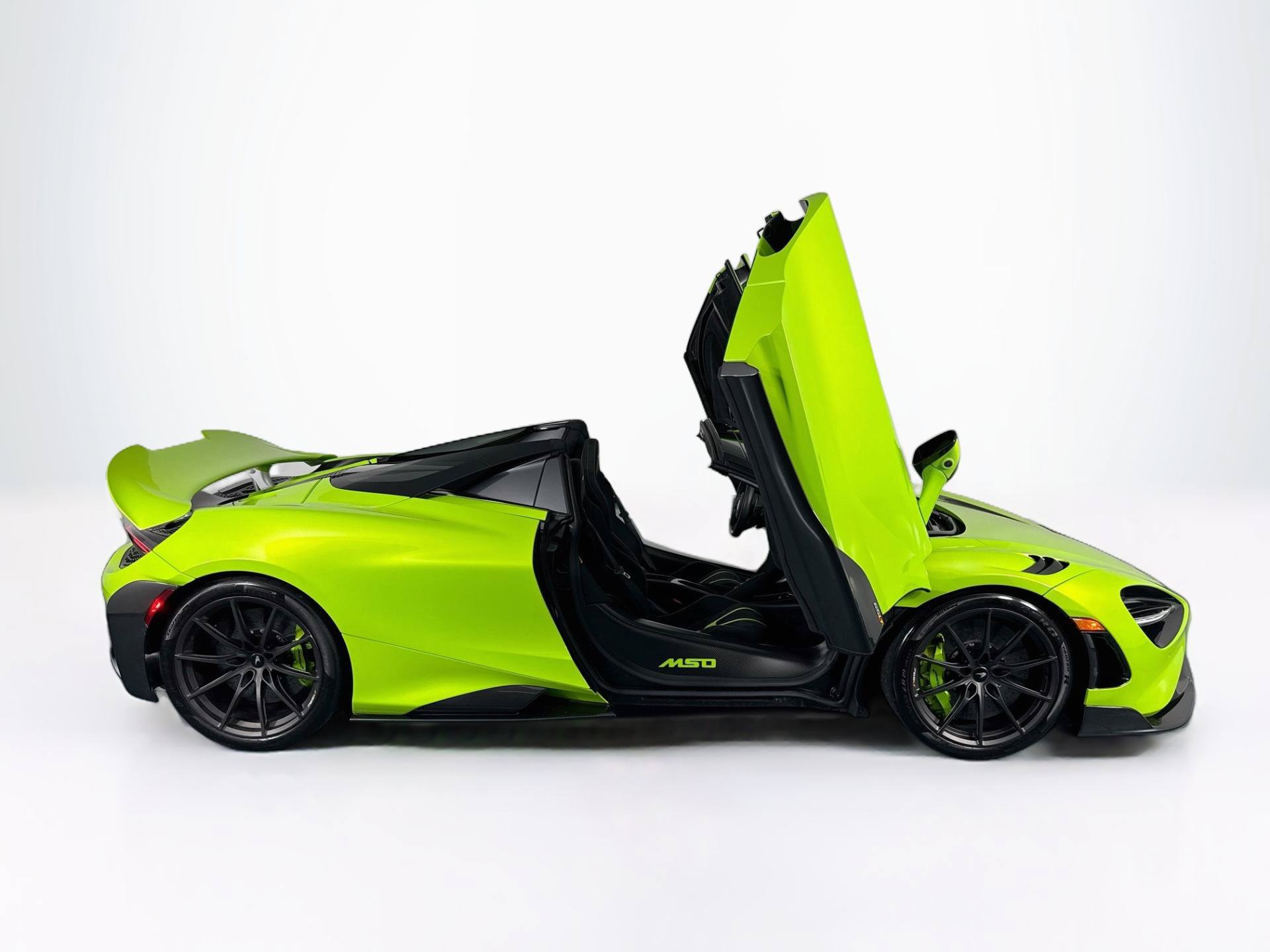 Used 2022 McLaren 765LT photo 73