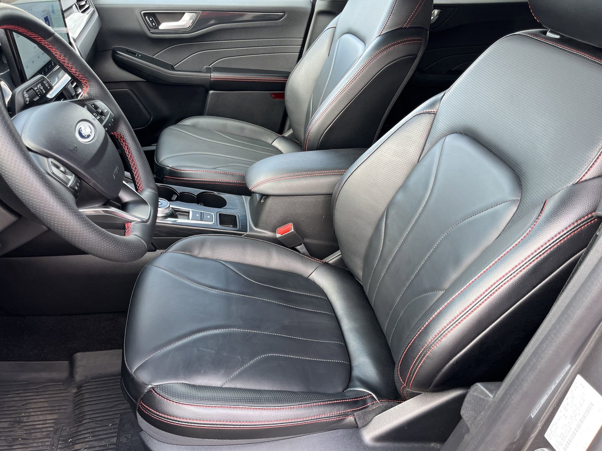 2025 Ford Escape ST-Line Elite