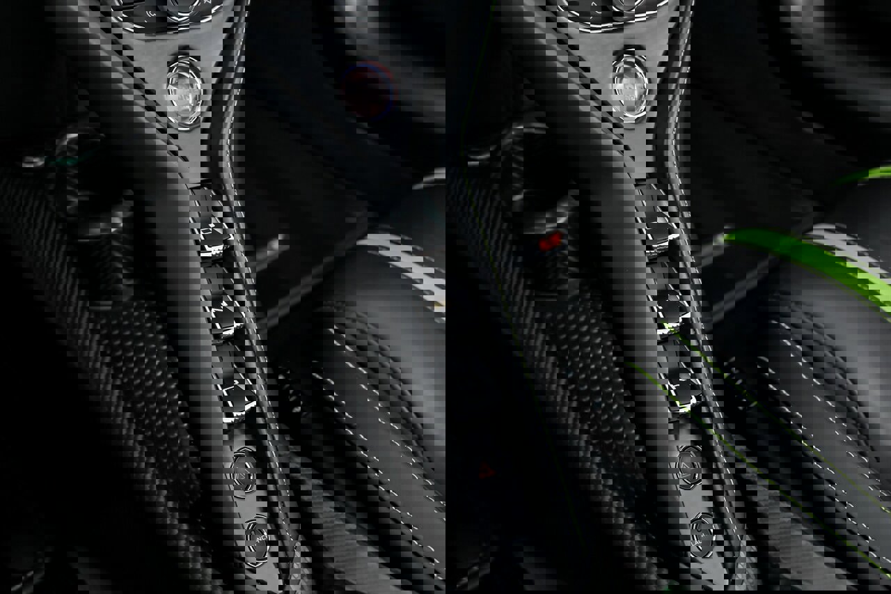 Used 2022 McLaren 765LT photo 36