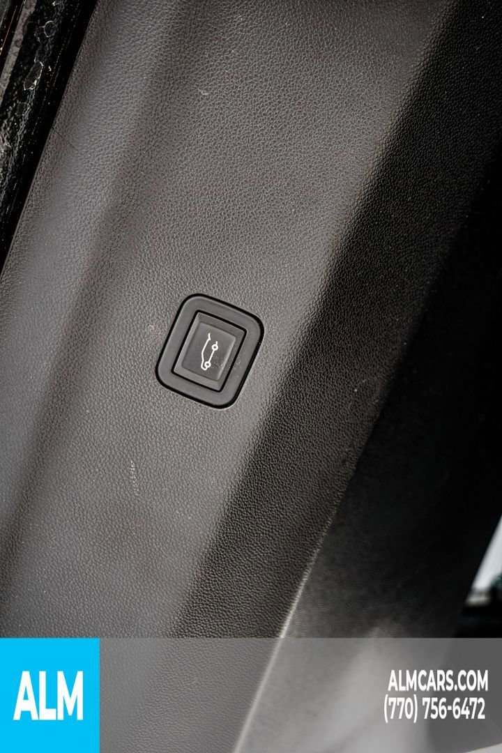 2024 GMC Yukon XL AT4