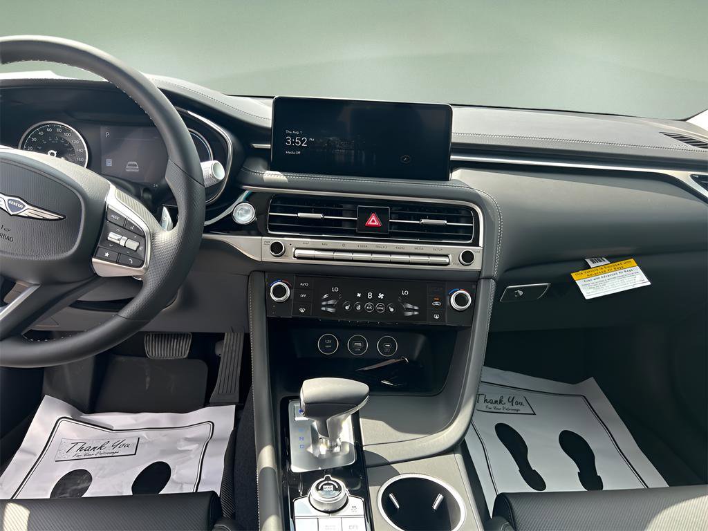 2025 Genesis G70 2.5T