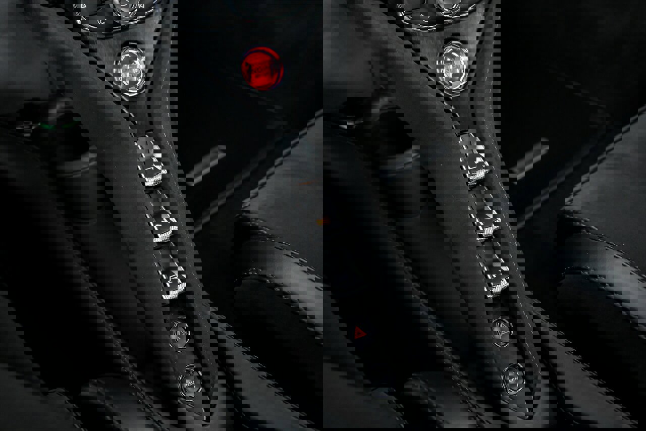 Used 2019 McLaren 720S Performance photo 35