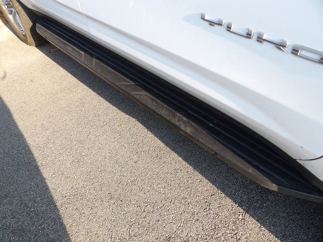 2022 GMC Yukon XL SLE