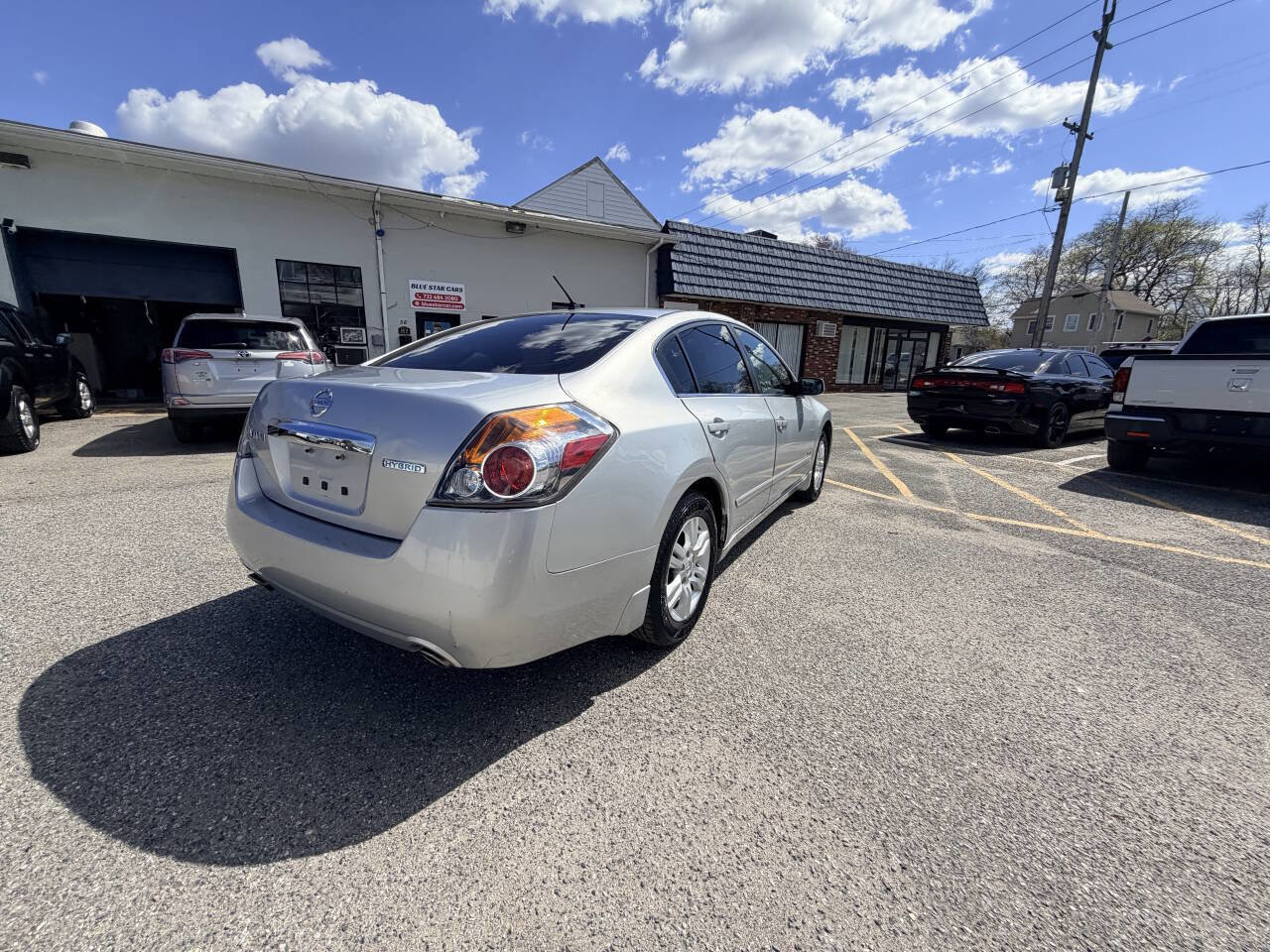 2010 Nissan Altima Hybrid Sedan
