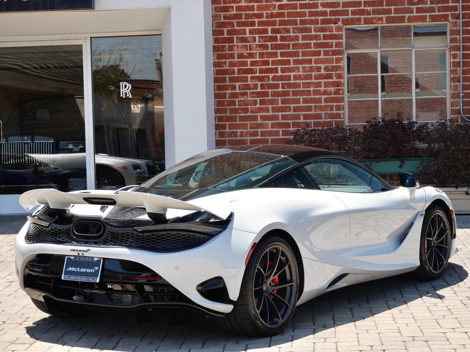 New 2027 McLaren 750S 4