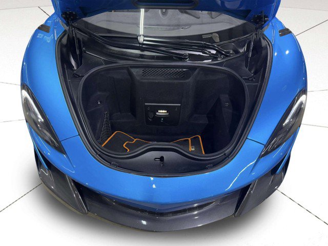Used 2020 McLaren 600LT Spider photo 28
