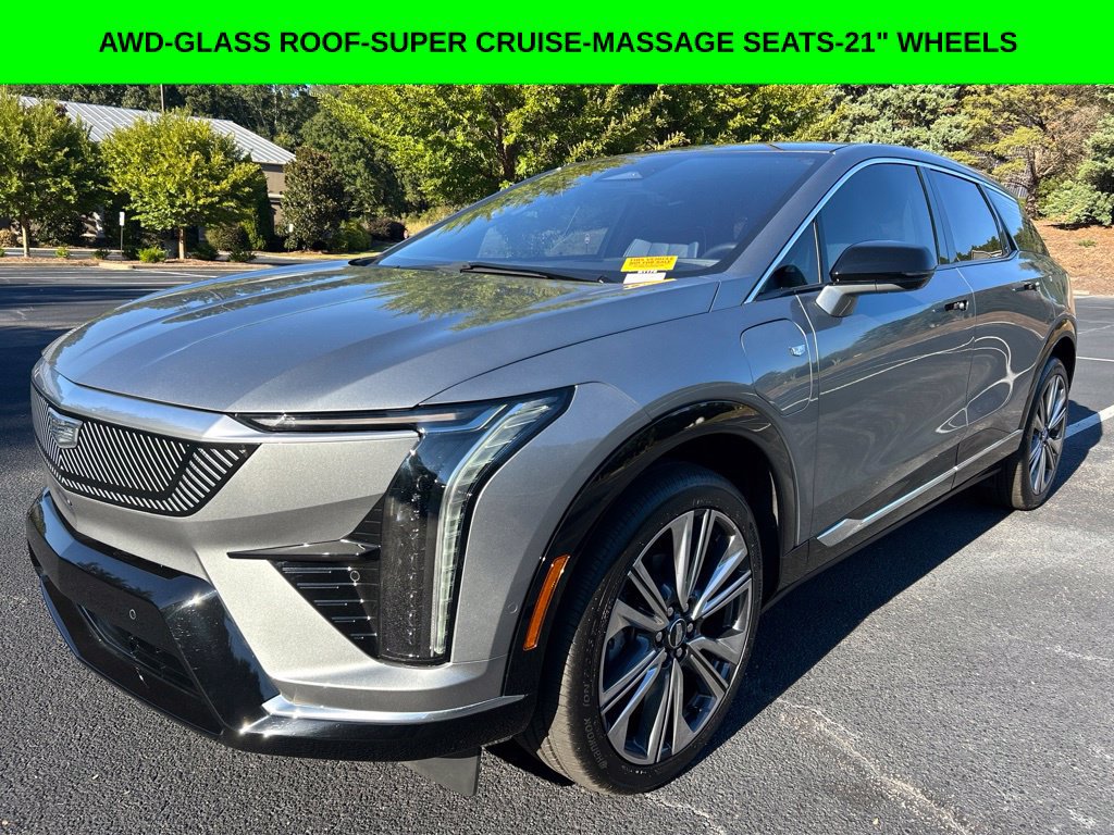 Used 2025 Cadillac Optiq Luxury 2 w/ LPO, Floor Liner Package