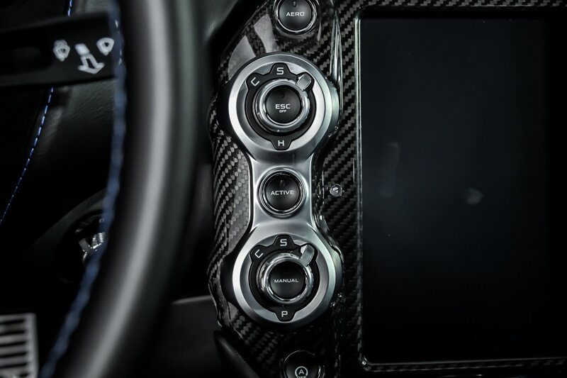 Used 2019 McLaren 720S Performance photo 36