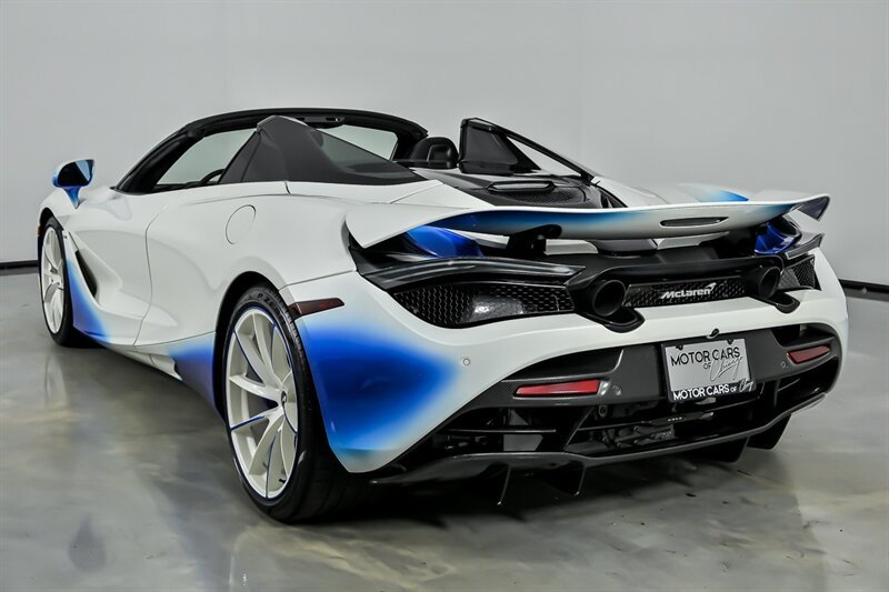 Used 2021 McLaren 720S Spider photo 10