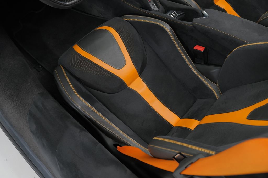 Used 2020 McLaren 720S Spider photo 15