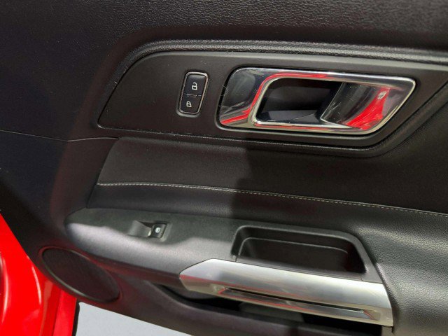 2015 Ford Mustang Convertible