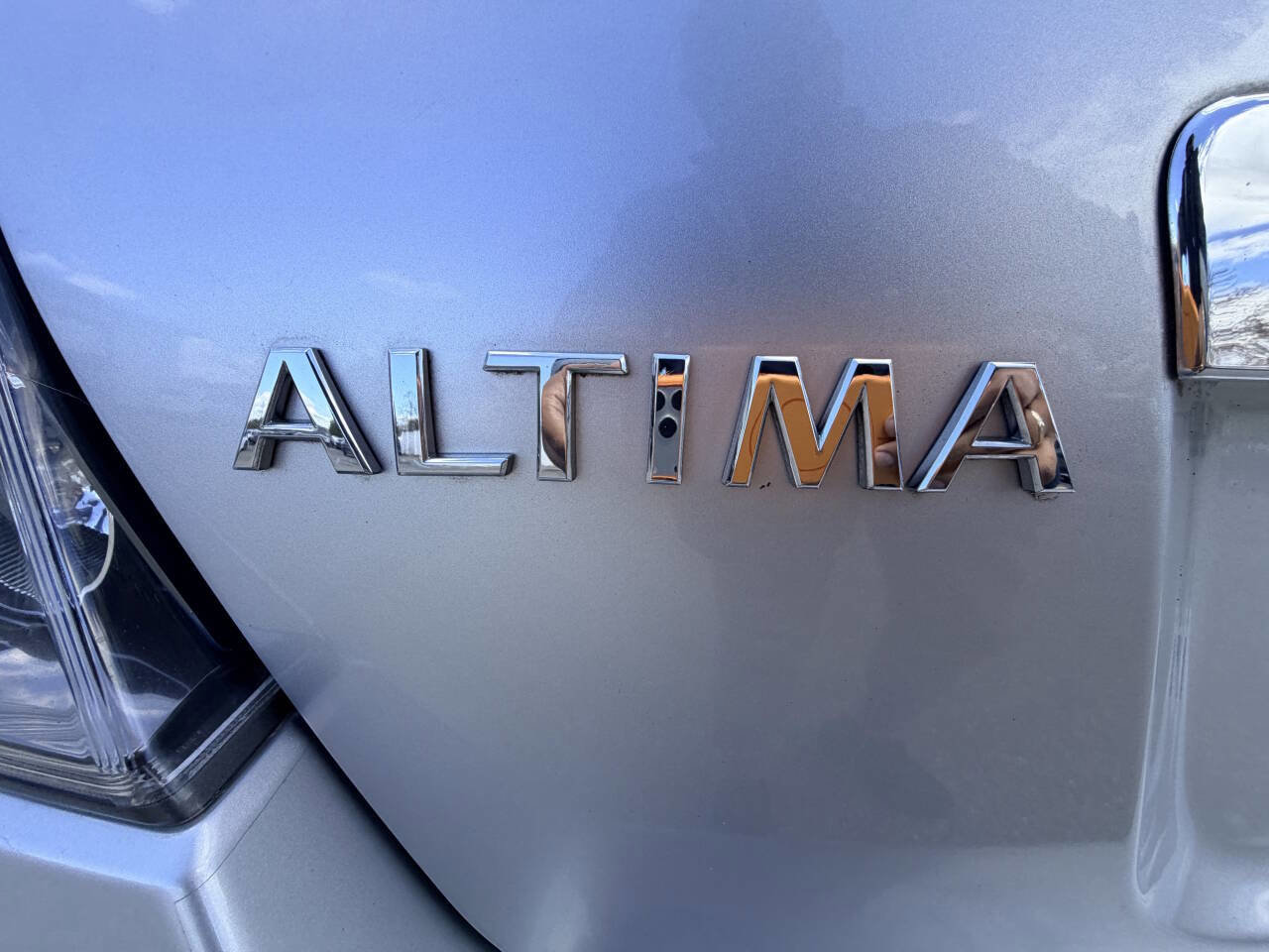 2010 Nissan Altima Hybrid Sedan