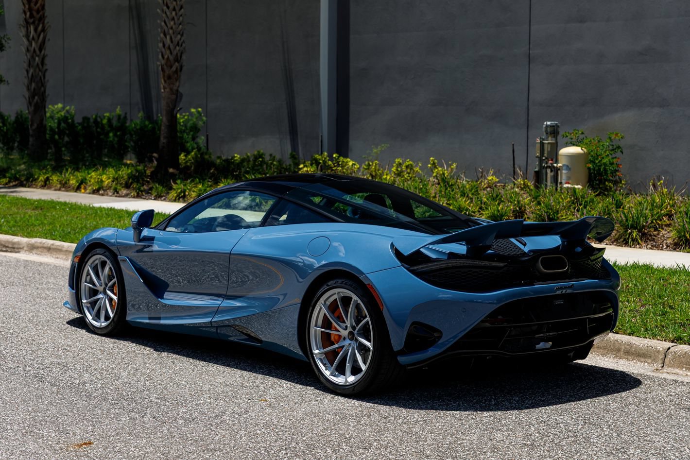New 2027 McLaren 750S photo 24