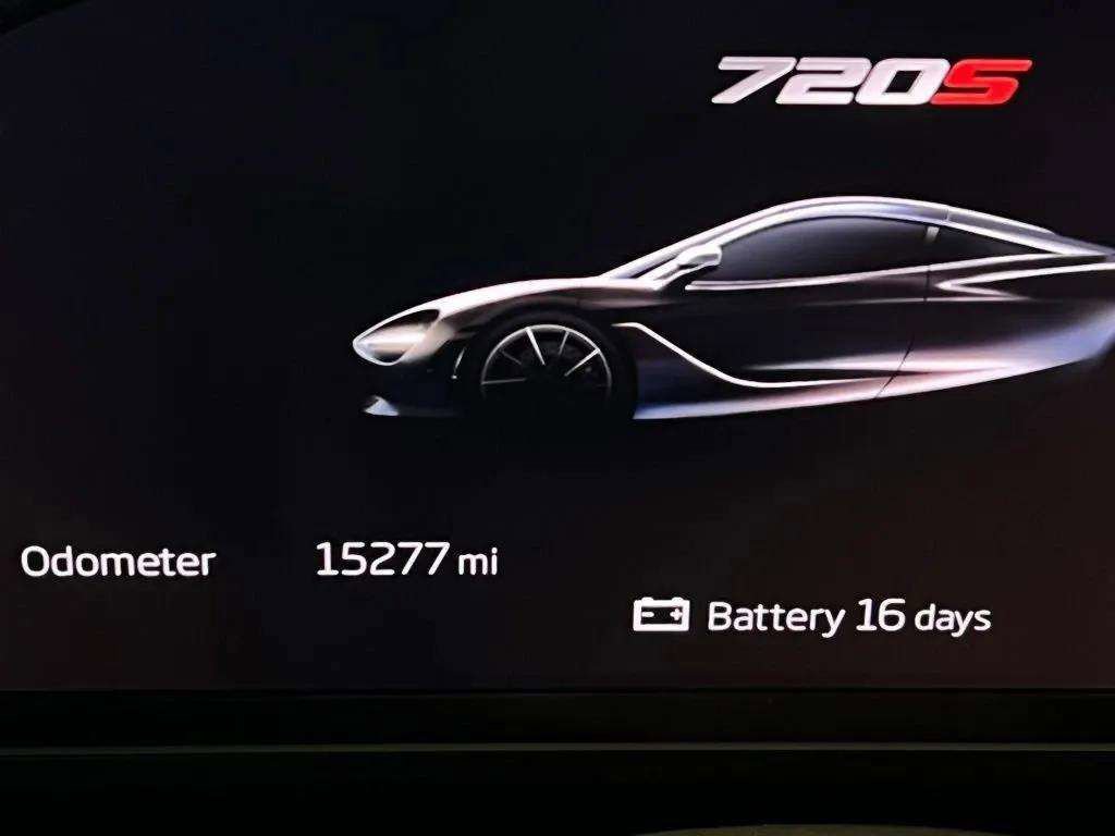 Used 2018 McLaren 720S photo 25