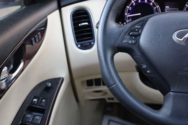 2017 INFINITI Qx50 Journey