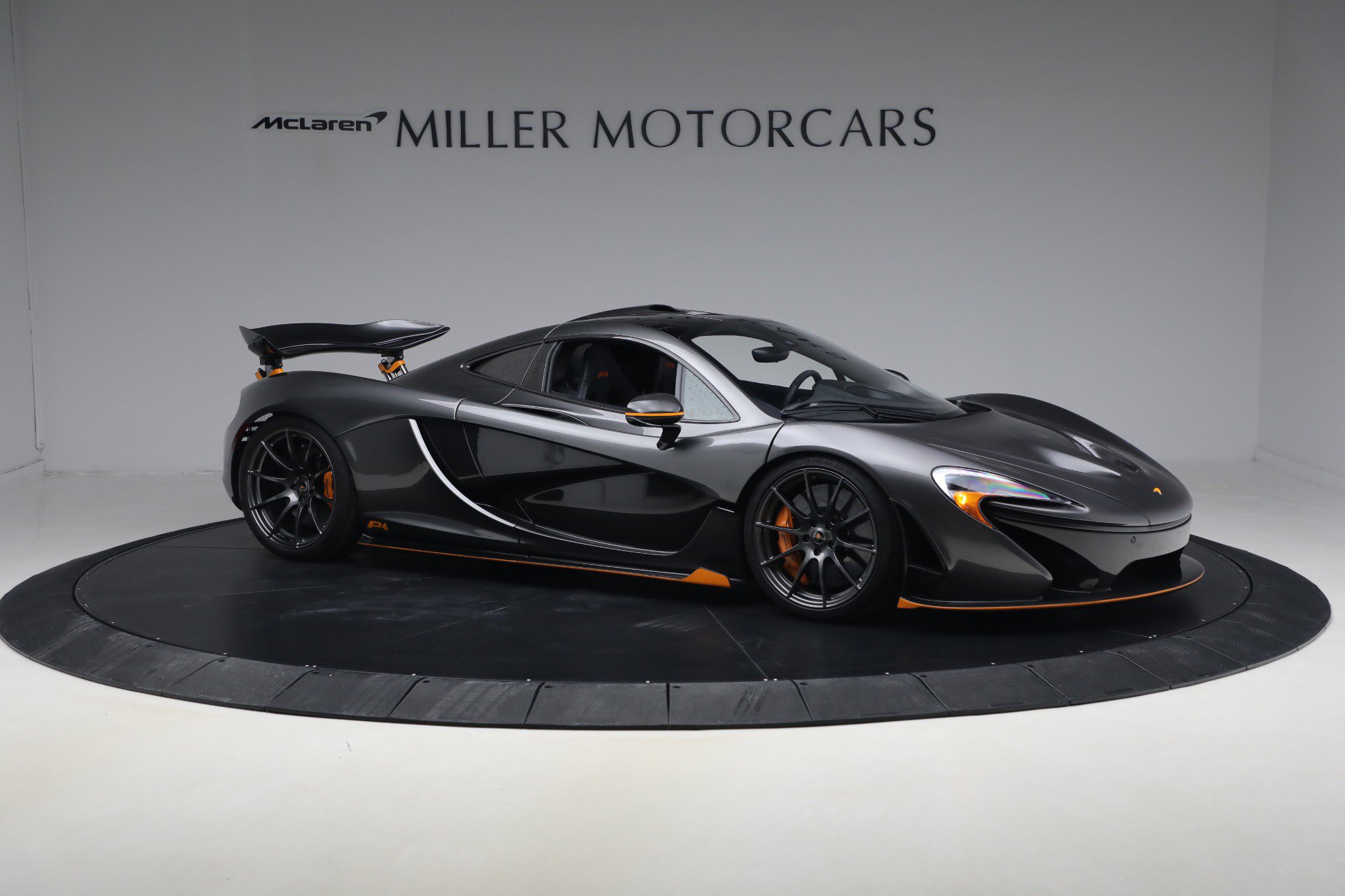 Used 2014 McLaren P1 photo 10