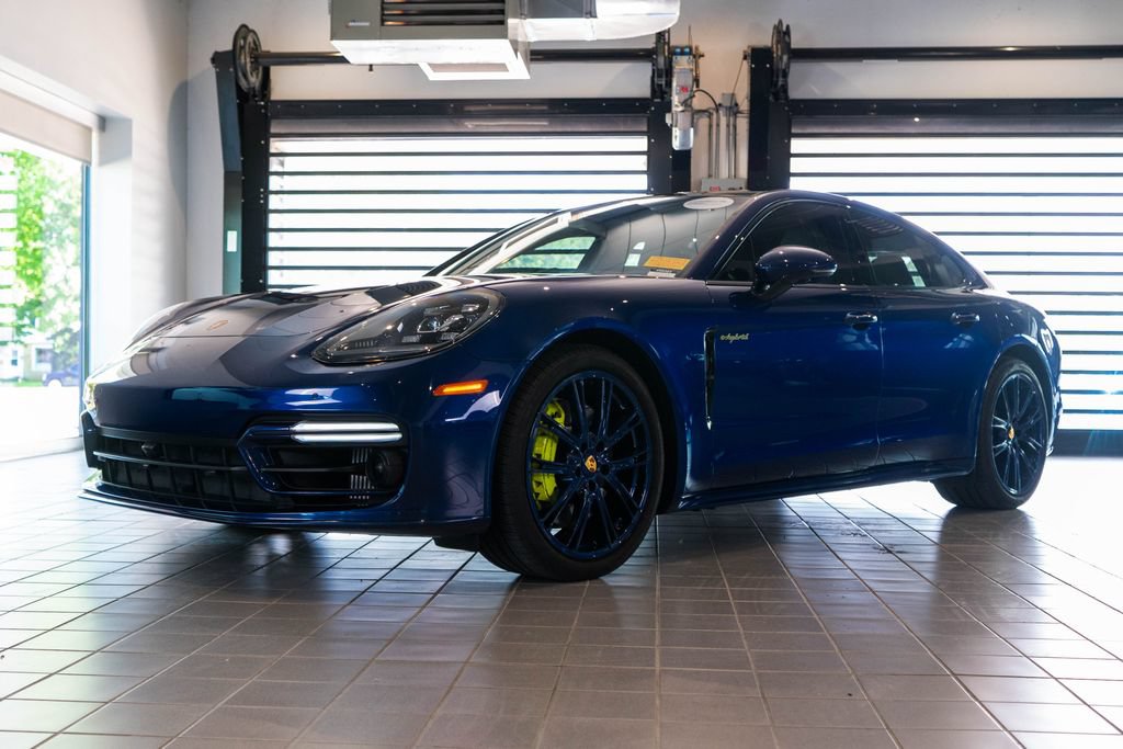 Certified 2023 Porsche Panamera 4 Platinum Edition