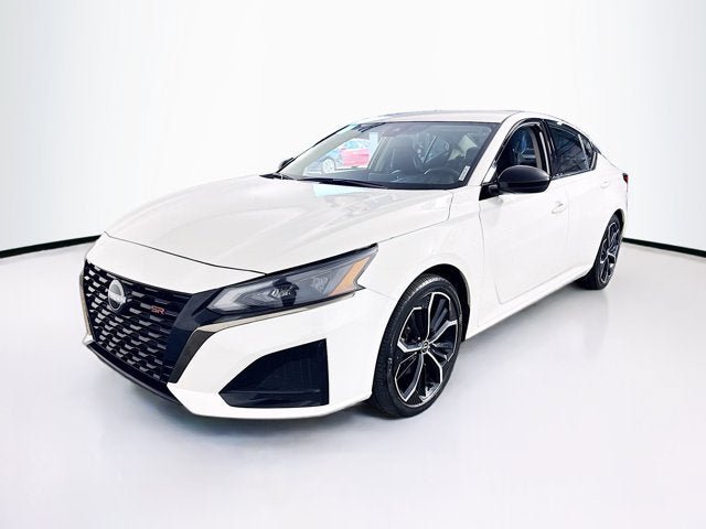 Used 2024 Nissan Altima 2.5 SR