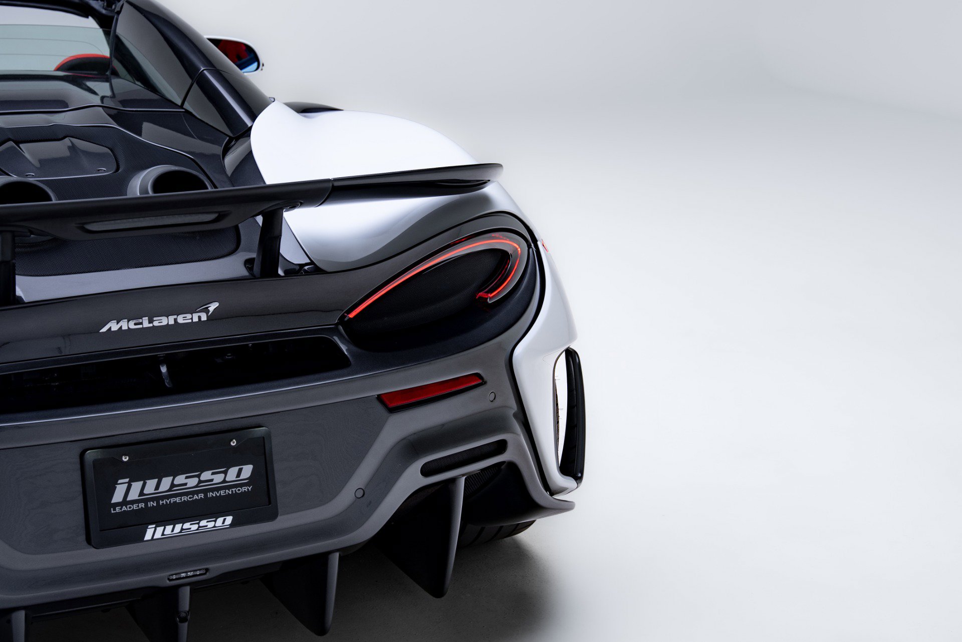 Used 2020 McLaren 600LT Spider photo 11