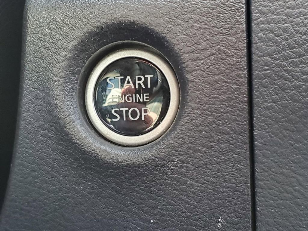 2025 Nissan Frontier Pro-X