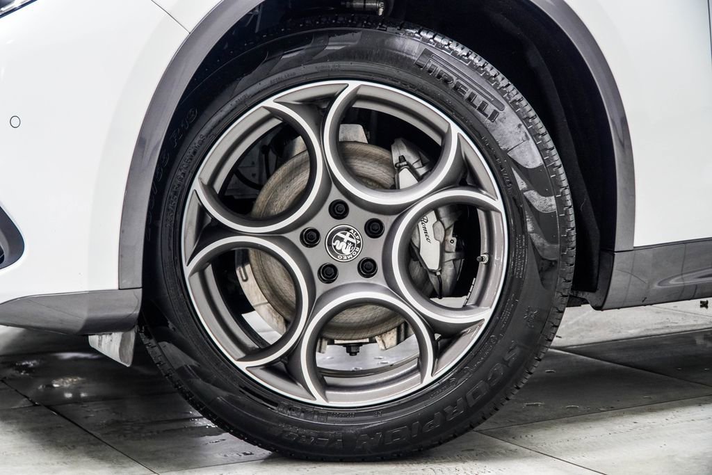 2023 Alfa Romeo Stelvio Ti