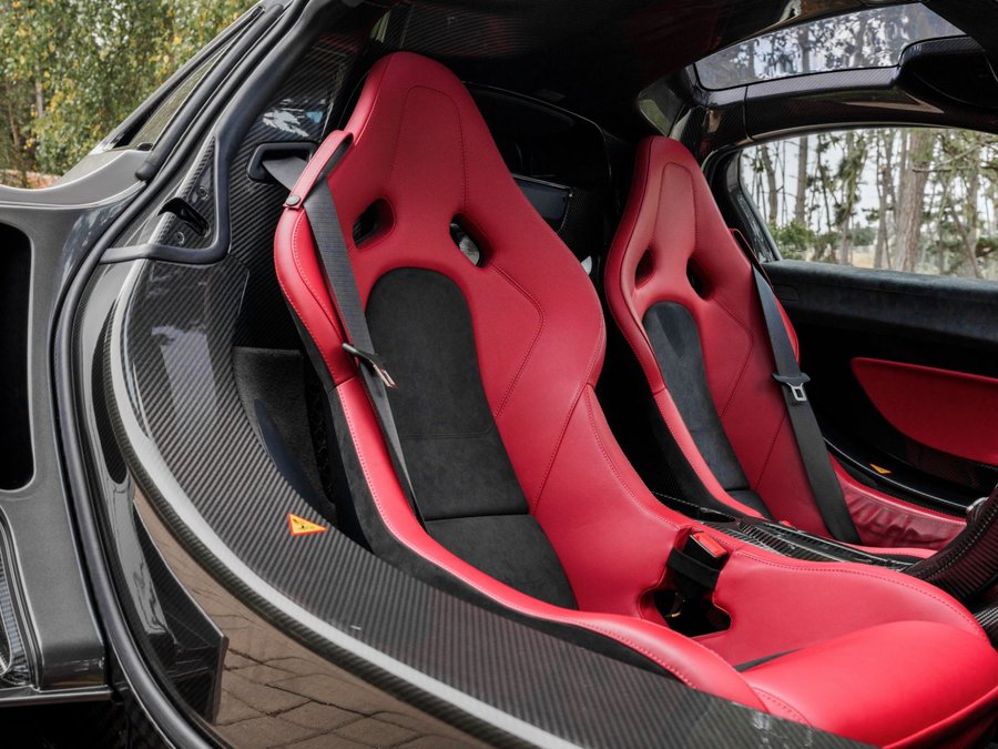 Used 2015 McLaren P1 photo 8