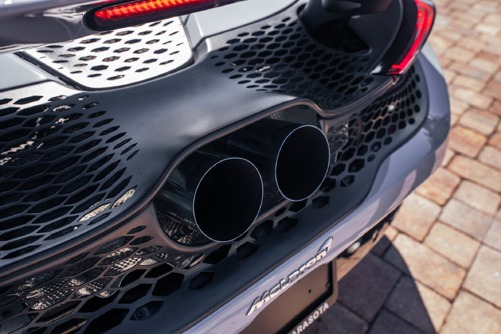 Used 2024 McLaren 750S photo 32