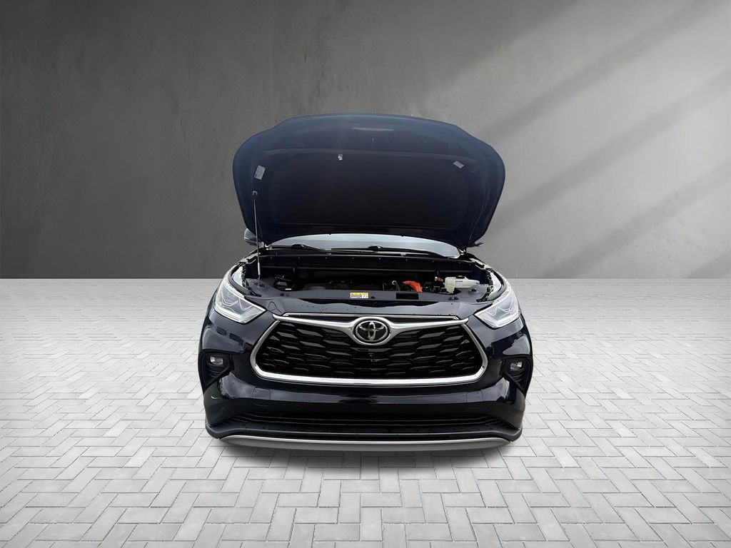 2025 Toyota Highlander Platinum