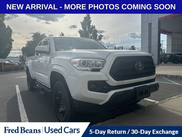 Certified 2022 Toyota Tacoma SR w/ SR Convenience Package