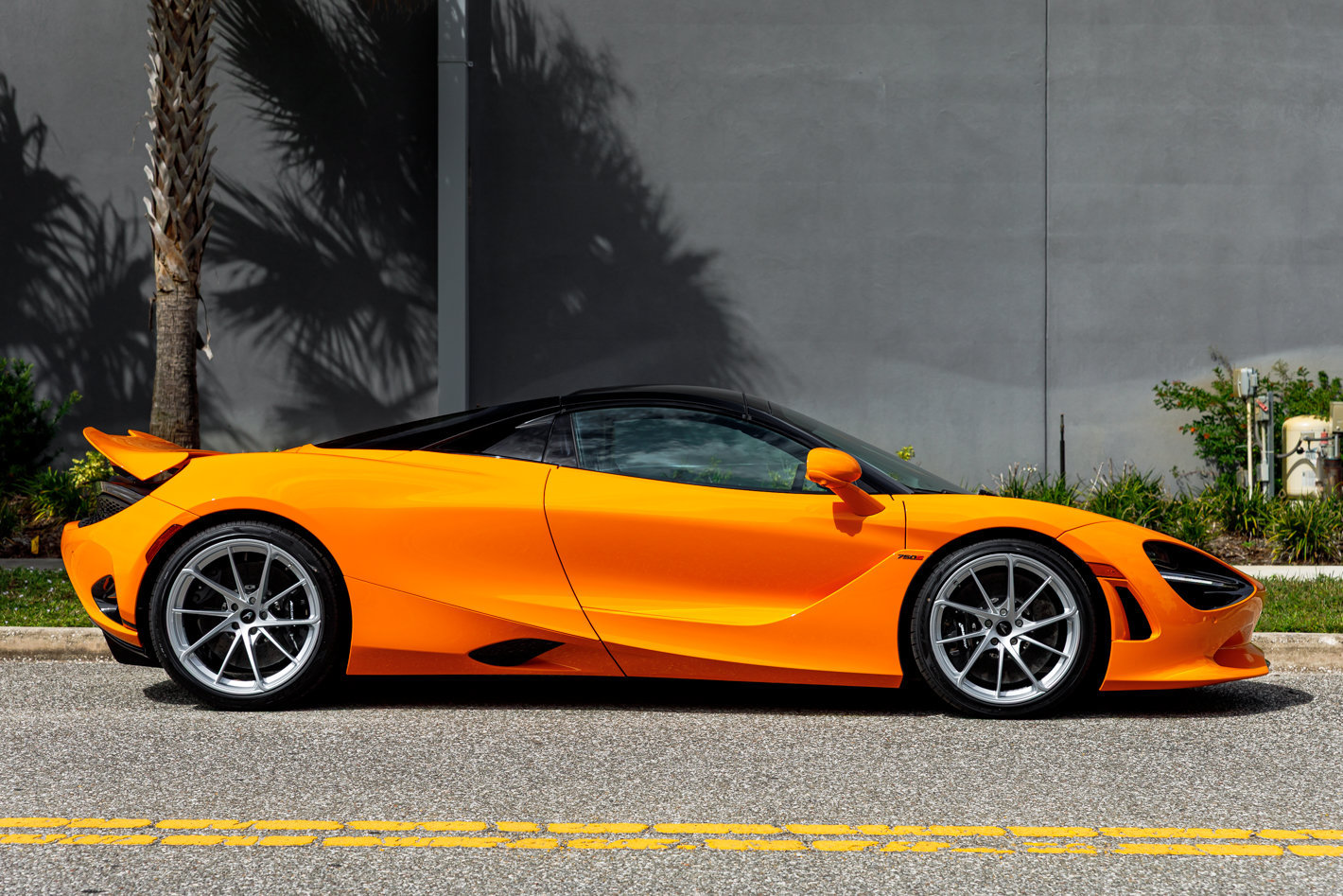 New 2027 McLaren 750S Spider photo 23