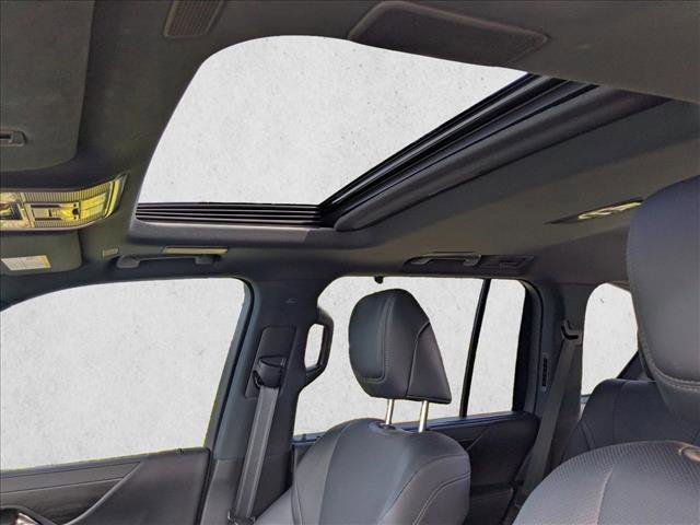 2025 Lexus LX 700h Overtrail