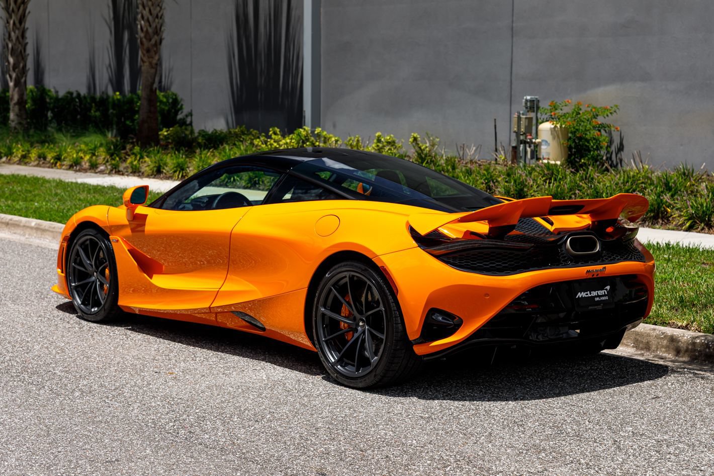 New 2027 McLaren 750S photo 17
