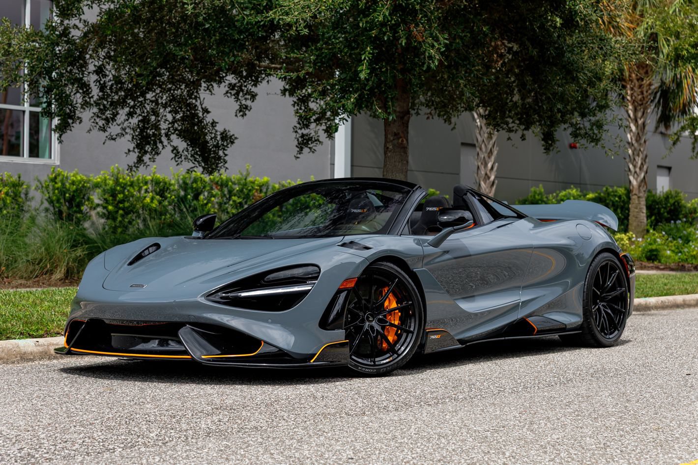 Used 2022 McLaren 765LT photo 41