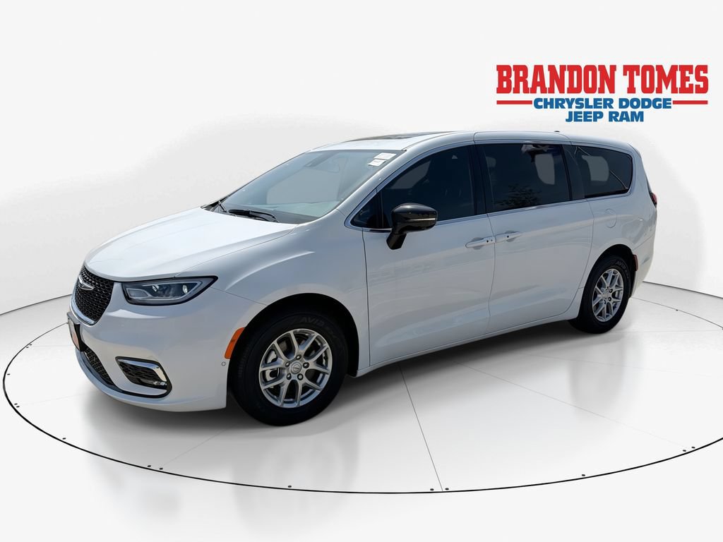 New 2026 Chrysler Pacifica Select