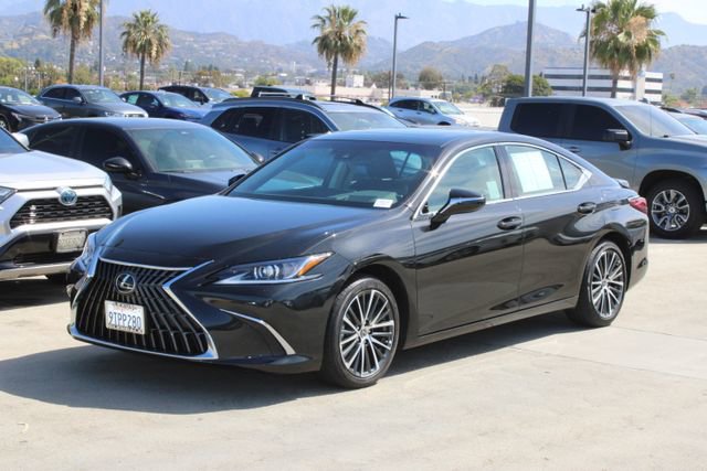 2025 Lexus ES 300h