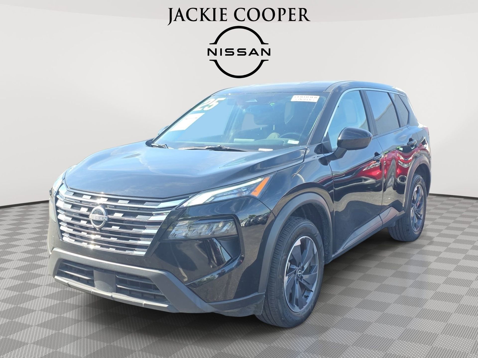 Used 2025 Nissan Rogue SV