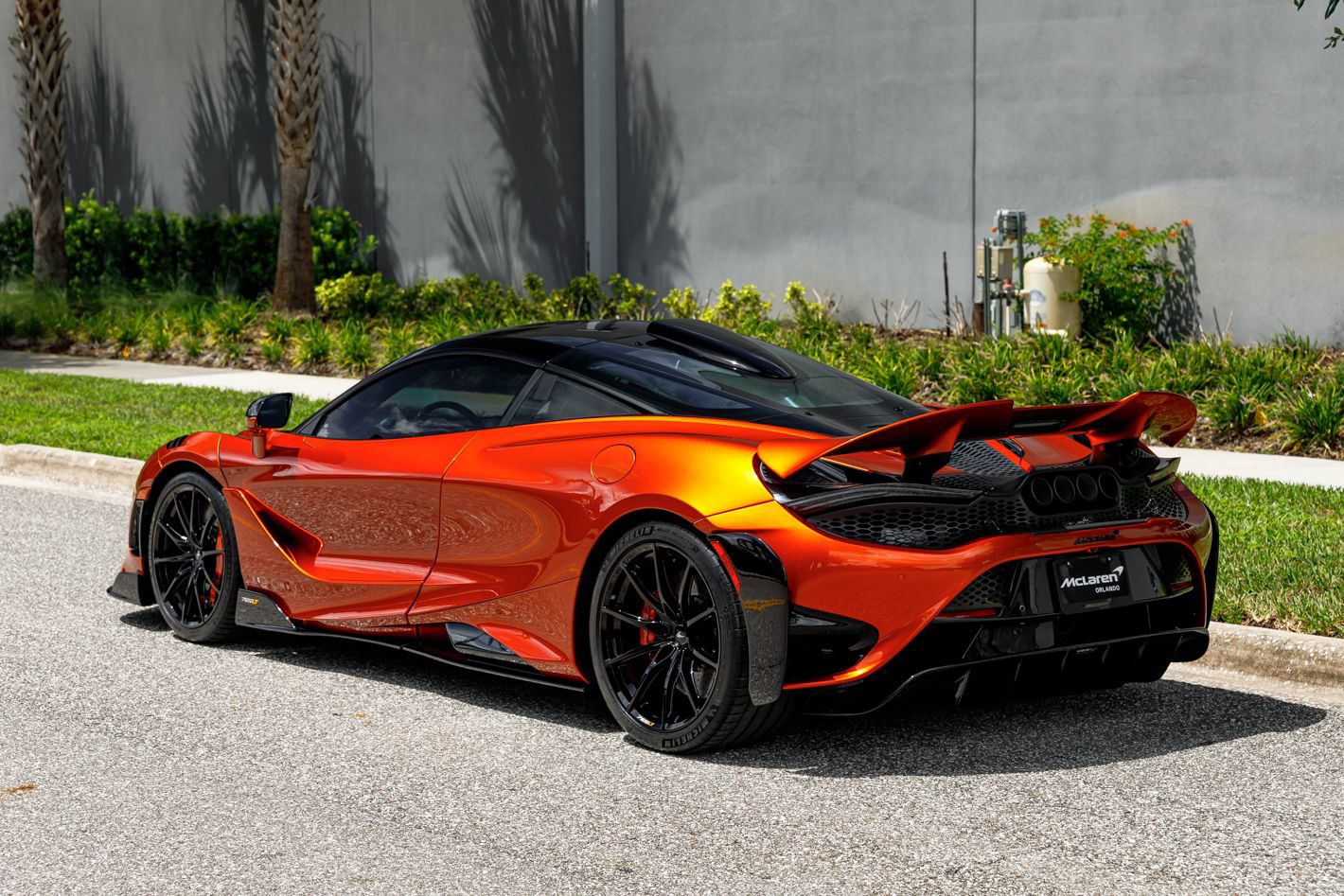 Used 2021 McLaren 765LT photo 29