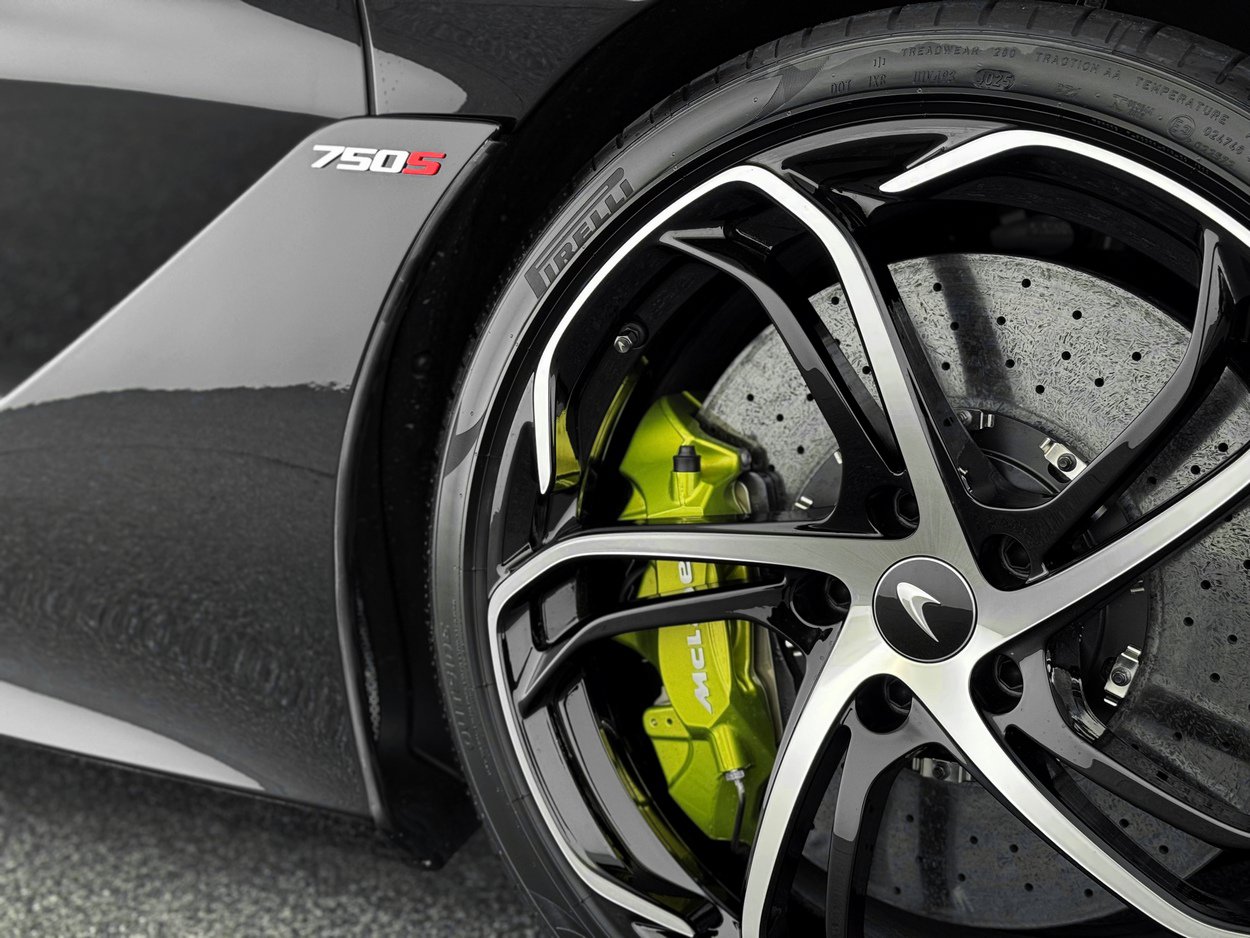 New 2026 McLaren 750S Spider photo 46
