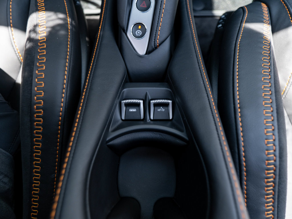 New 2027 McLaren 750S Spider photo 17