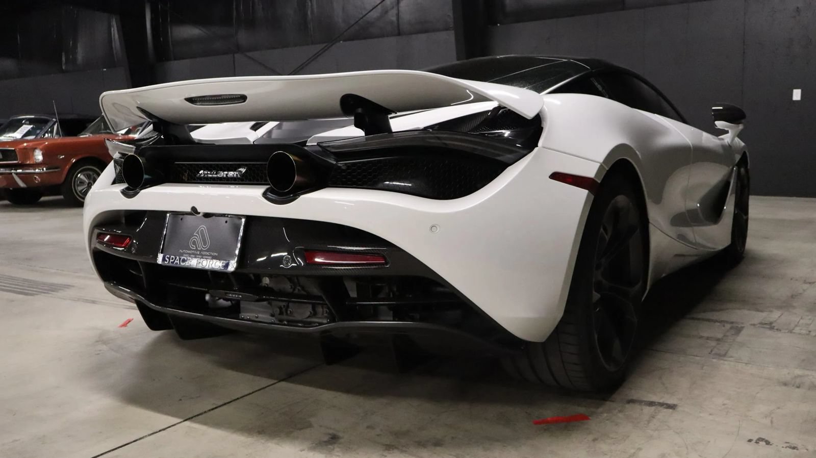 Used 2019 McLaren 720S photo 40