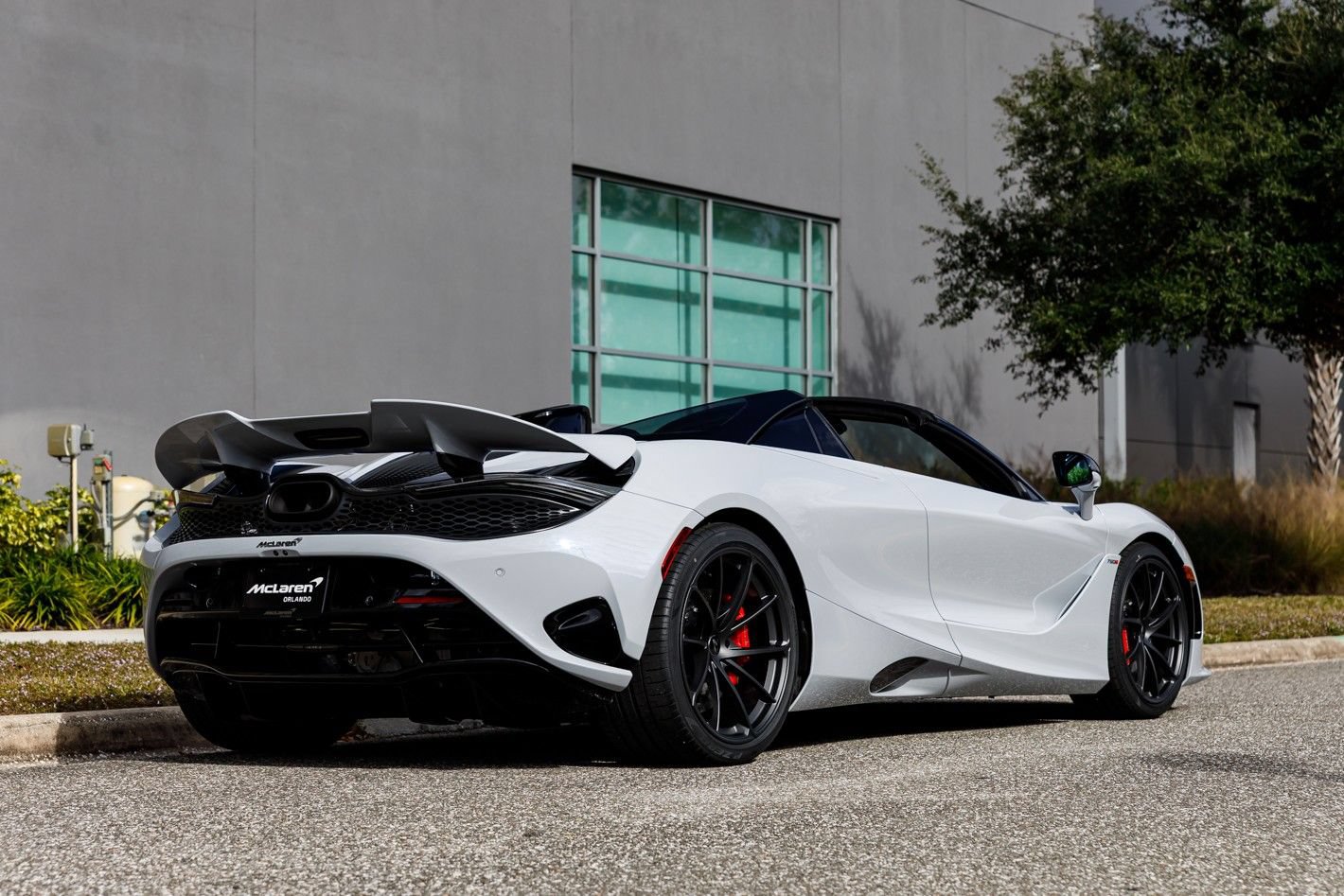 Used 2026 McLaren 750S Spider 5