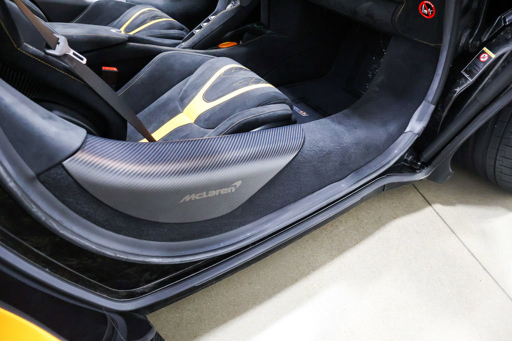 Used 2022 McLaren 765LT photo 56