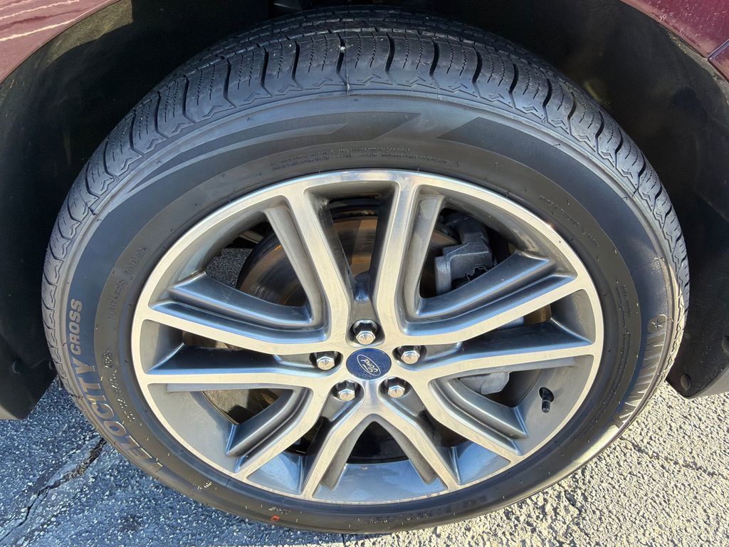 2021 Ford Edge Titanium