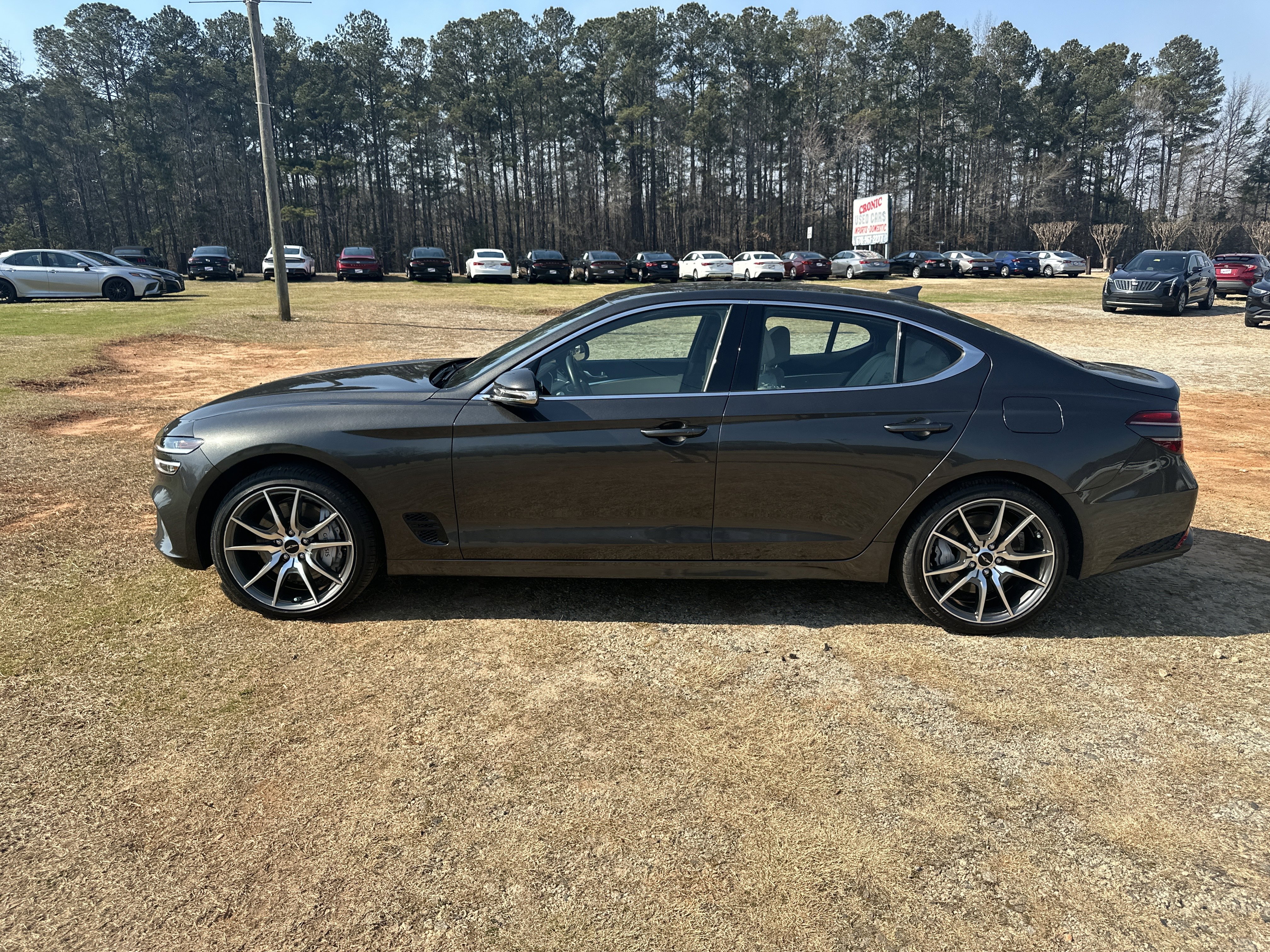 2025 Genesis G70 2.5T