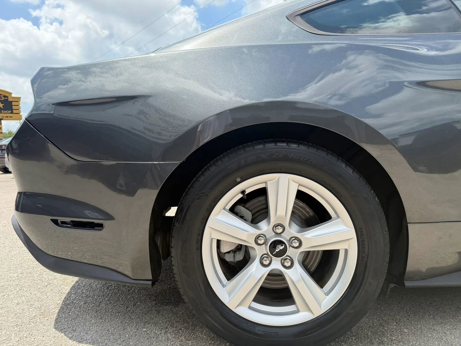 2019 Ford Mustang Coupe